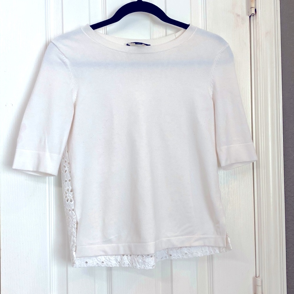 This is a white extra small Ann Taylor shirt.